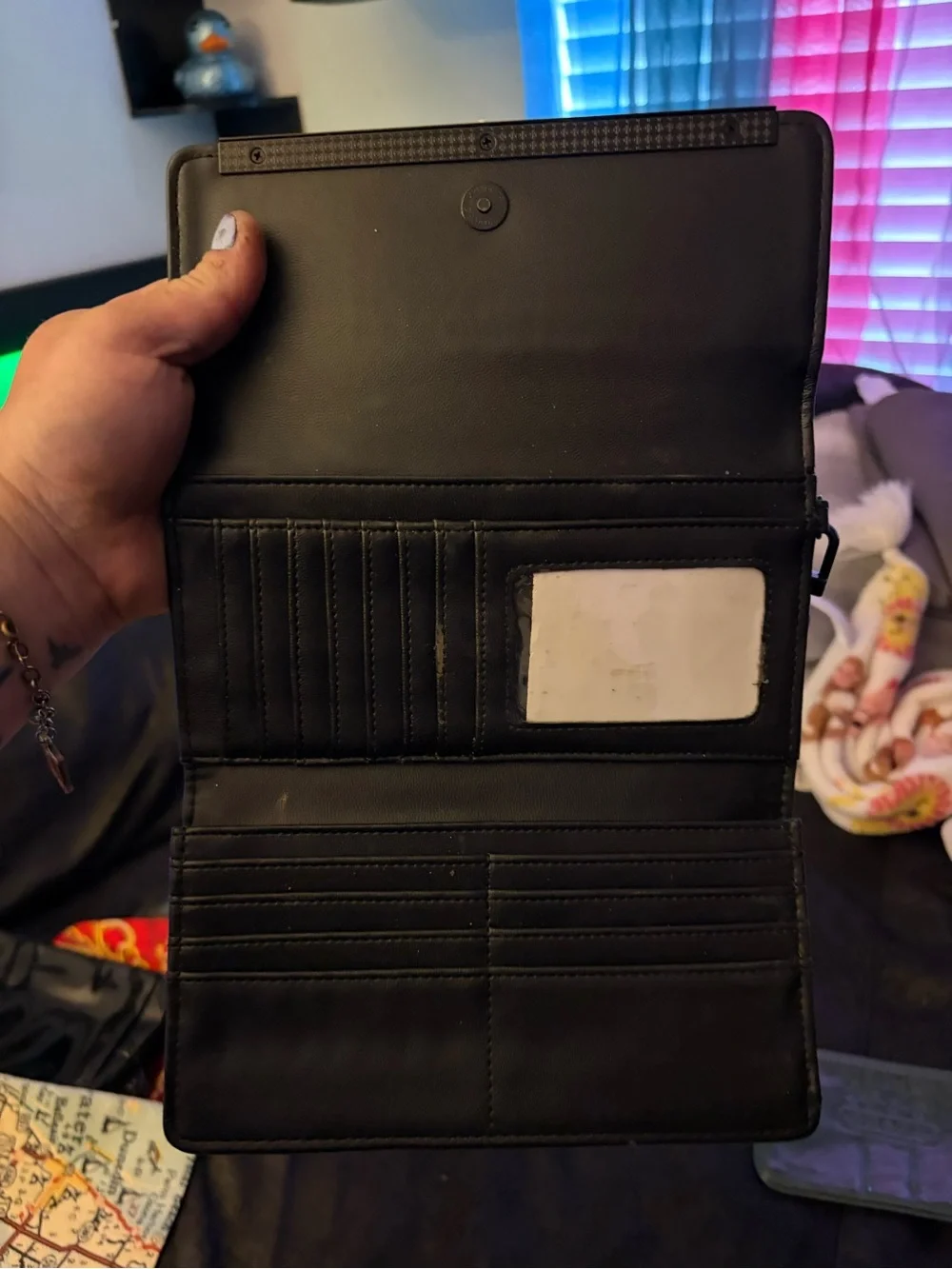 Steve Madden Black Textured Zip Wallet